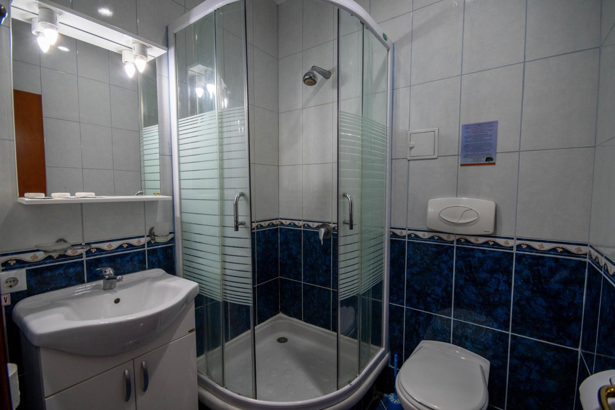 Hotel Coral Сату Маре Екстериор снимка