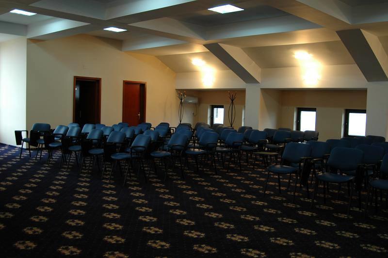 Hotel Coral Сату Маре Екстериор снимка